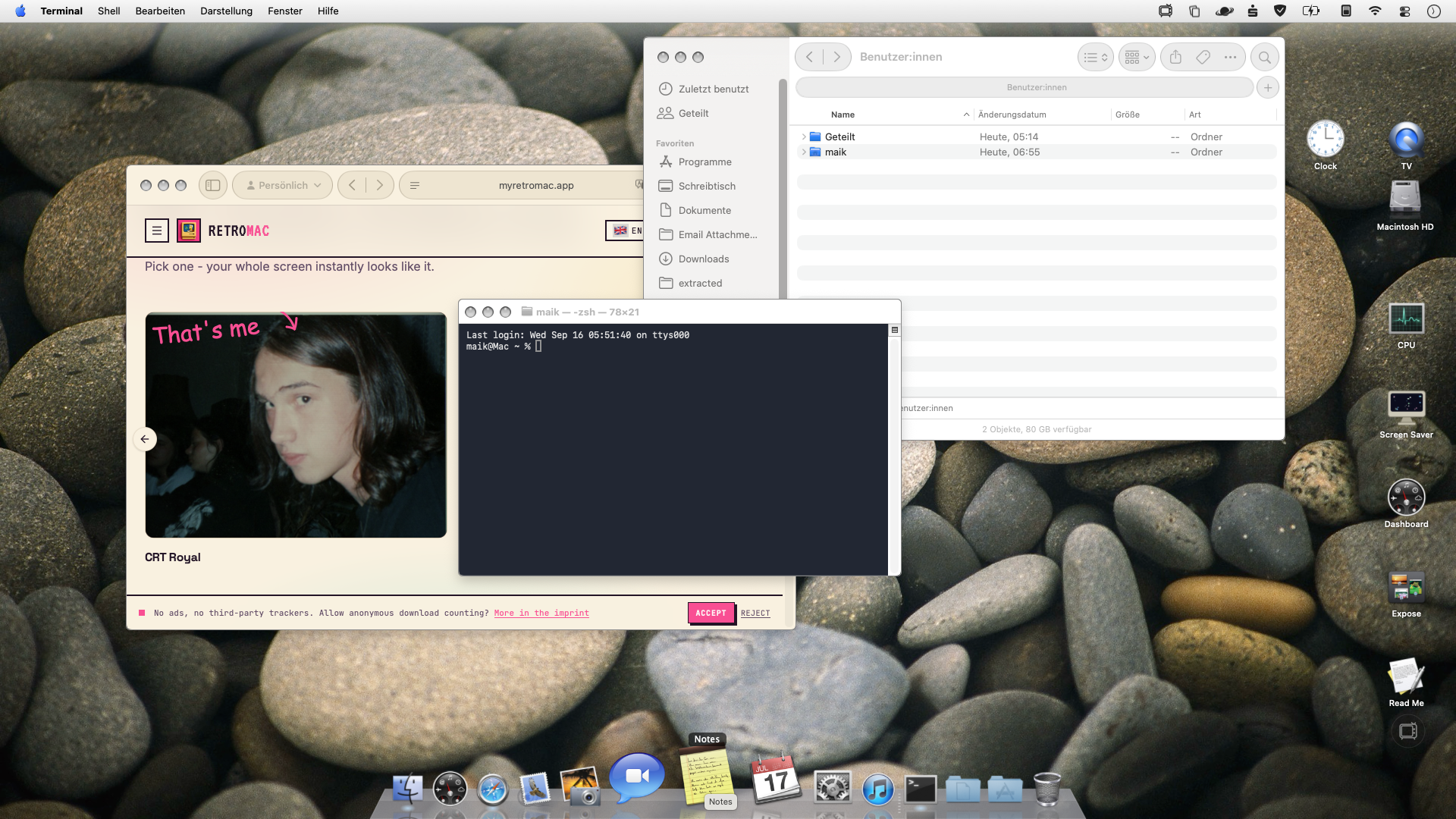 A complete Snow Leopard desktop makeover with authentic menu bar, title bars, windows and dock